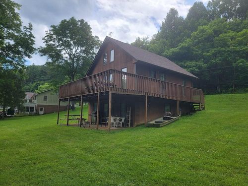 595 Gallimore Ln Ne, Floyd, VA, 24091-3525 | Card Image