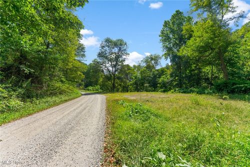 1010 Hibbetts Mill Rd, Wellsville, OH, 43968 | Card Image