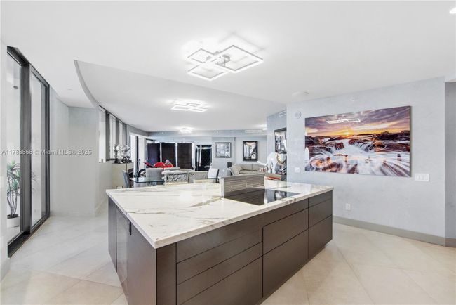 APT-5505 - 18555 Collins Ave, Condo with 3 bedrooms, 5 bathrooms and null parking in Sunny Isles Beach FL | Image 18