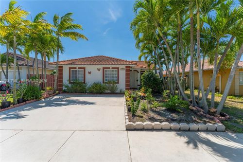 18300 Sw 143rd Ct, Miami, FL, 33177-7639 | Card Image