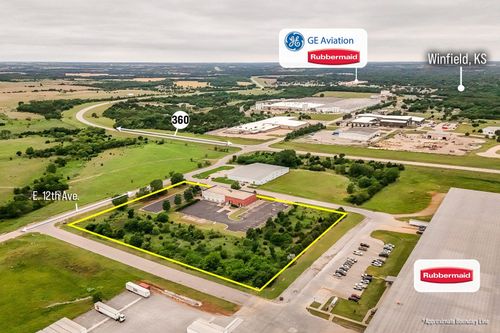 3900 E 12th Ave, Winfield, KS, 67156 | Card Image