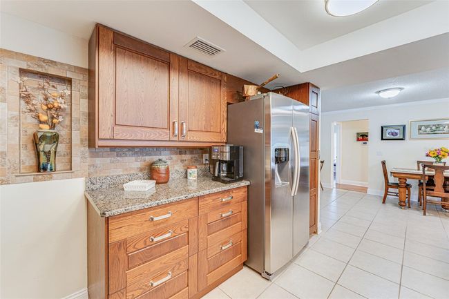 Pull-out cabinet drawers! | Image 11