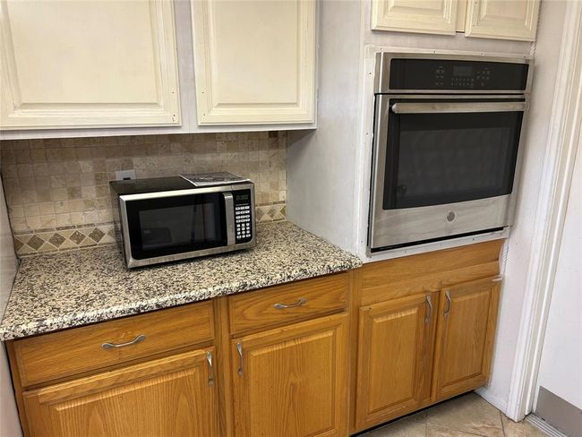 3614 Drawbridge Dr, House other with 3 bedrooms, 2 bathrooms and 2 parking in Humble TX | Image 10