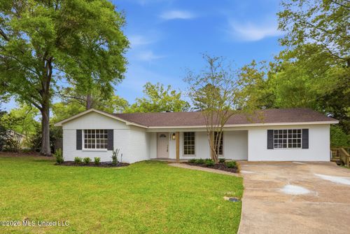 1501 Arlington St, Clinton, MS, 39056-4009 | Card Image