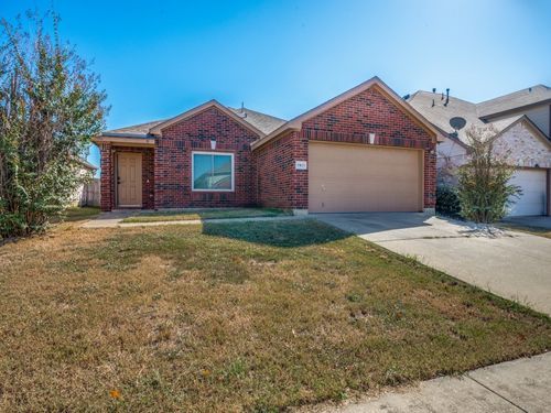 7411 Marsland Ln, Arlington, TX, 76001-7390 | Card Image