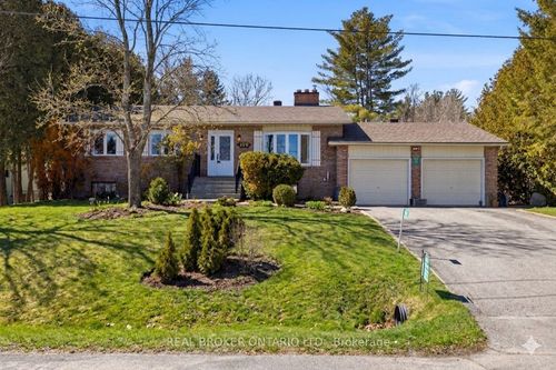 109 Highview Dr, Woodlawn, ON, K0A3M0 | Card Image