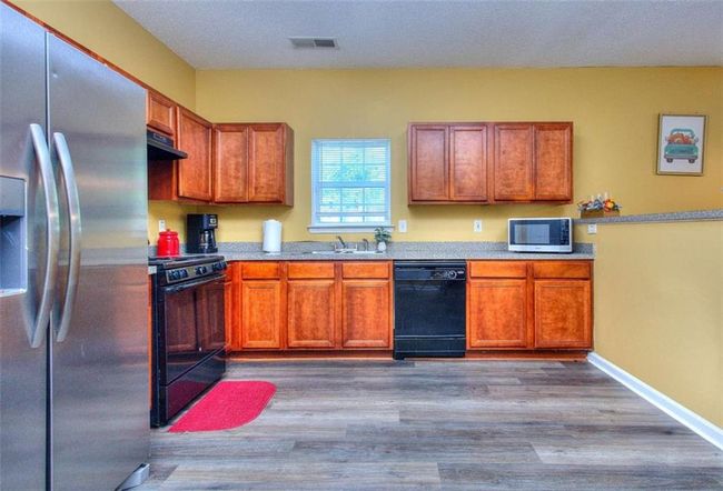 2326 Nicole Dr, Townhouse with 3 bedrooms, 3 bathrooms and null parking in Hampton GA | Image 16