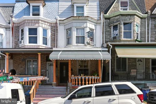 329 Hollenbach St, READING, PA, 19601-2401 | Card Image