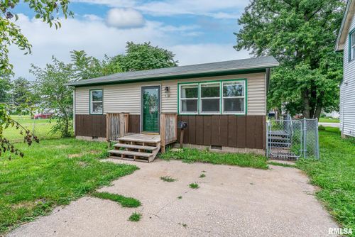 815 21st St, East Moline, IL, 61244-1849 | Card Image