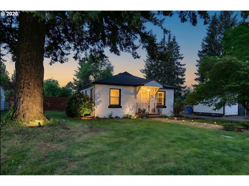 2611 Se 153rd Ave, Portland, OR, 97236-2206 | Card Image