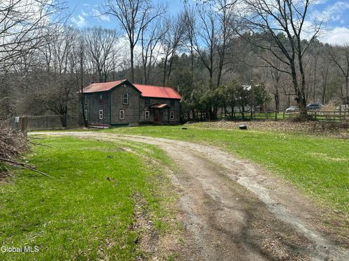 919 Bradford Hill Rd, Crown Point, NY, 12928-2216 | Card Image