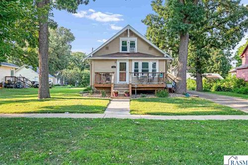 312 W 2nd St, Blue Earth, MN, 56013-1205 | Card Image