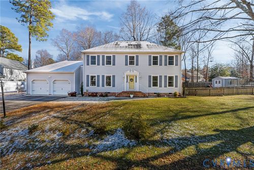 7443 Pinehurst Dr, Quinton, VA, 23141-1521 | Card Image