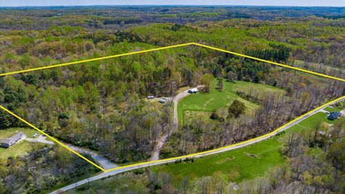 5051 Stone Church Hollow Rd Se, Shawnee, OH, 43782-9717 | Card Image