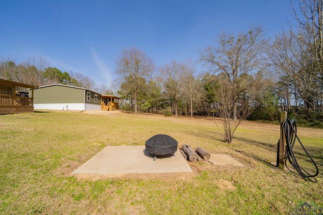 13975 State Highway 43 E, House other with 4 bedrooms, 2 bathrooms and null parking in Tatum TX | Image 31
