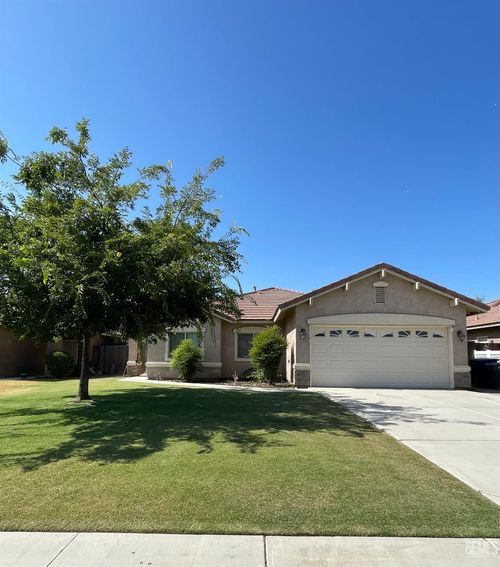 3513 Chisholm Trail Ave, Bakersfield, CA, 93313-4021 | Card Image