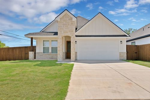 801 Tierney Rd, Fort Worth, TX, 76112 | Card Image