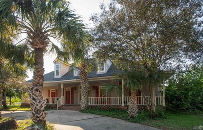 11101 Lake Forest Blvd, House other with 4 bedrooms, 3 bathrooms and null parking in New Orleans LA | Image 2