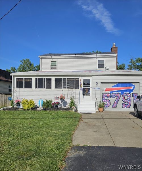 5791 Elmhurst Rd, Lake View, NY, 14085-9766 | Card Image