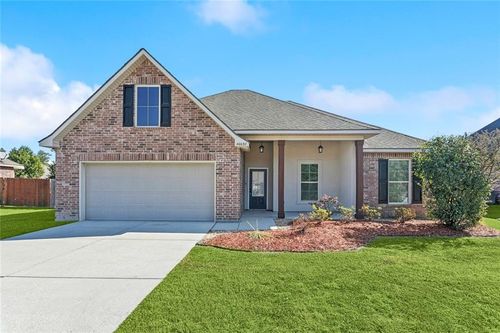 40032 Cottonwood Blvd, Ponchatoula, LA, 70454-7360 | Card Image