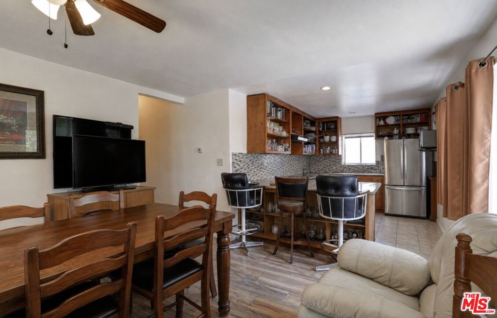 Residential Income in Los Angeles 3