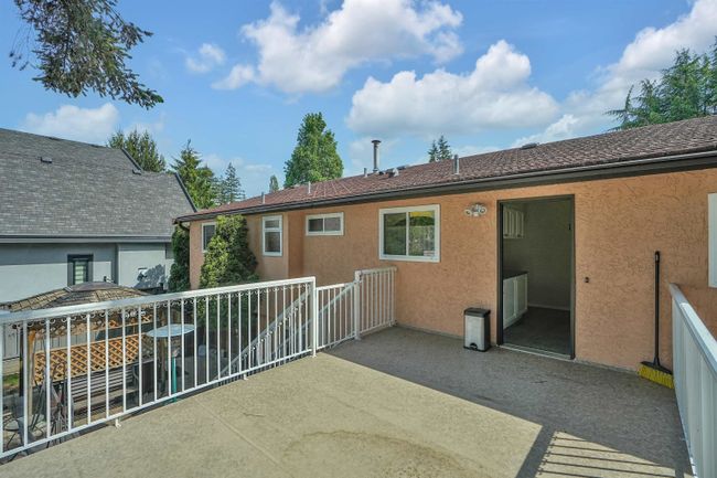 14885 92 Avenue, House other with 4 bedrooms, 2 bathrooms and 3 parking in Surrey BC | Image 30