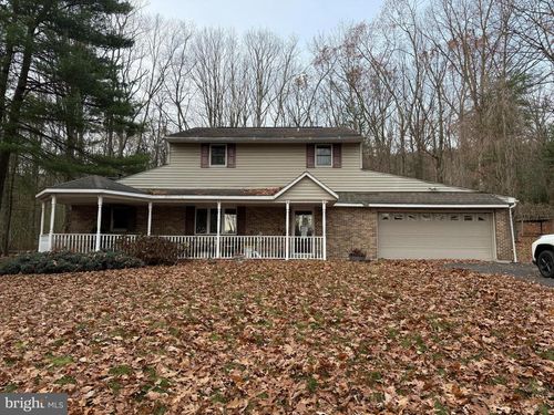 2183 E Grand Ave, TOWER CITY, PA, 17980-9400 | Card Image