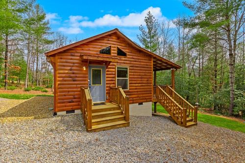 52 Travelers Trl, Murphy, NC, 28906-2514 | Card Image