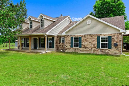 152 Black Hawk Ln, Gilmer, TX, 75645-8143 | Card Image