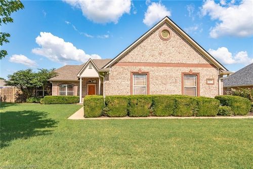 12817 Diamond Ln, Fort Smith, AR, 72916-4155 | Card Image
