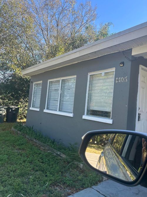 1305 Florida Ave, Fort Pierce, FL, 34950-4986 | Card Image