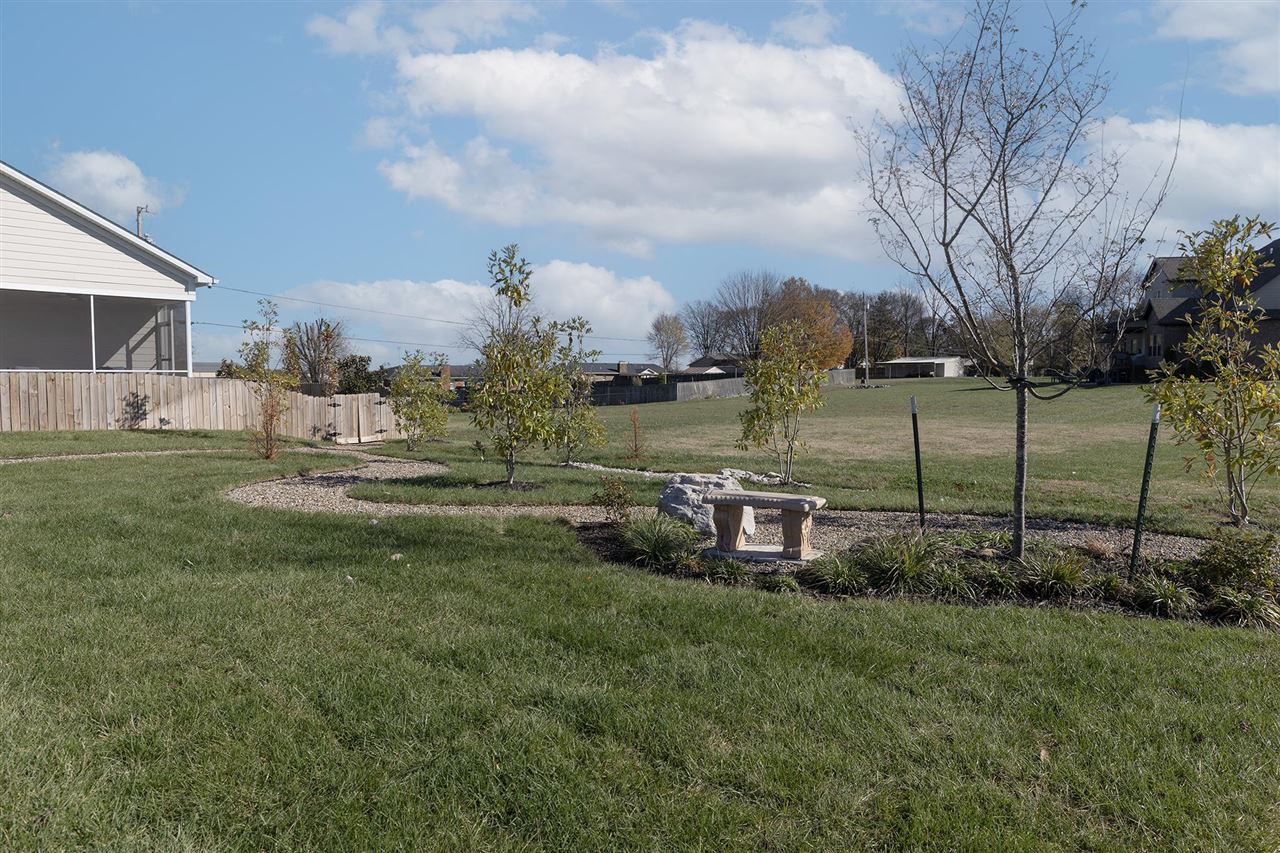 Land in Bowling Green