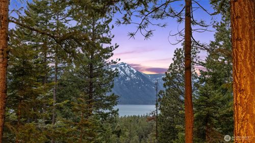 490 Pine Loch Sun Drive, Ronald, WA, 98940 | Card Image