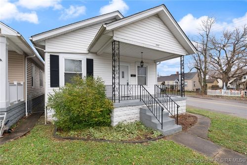 2302 Shrader Ave, New Albany, IN, 47150-3845 | Card Image