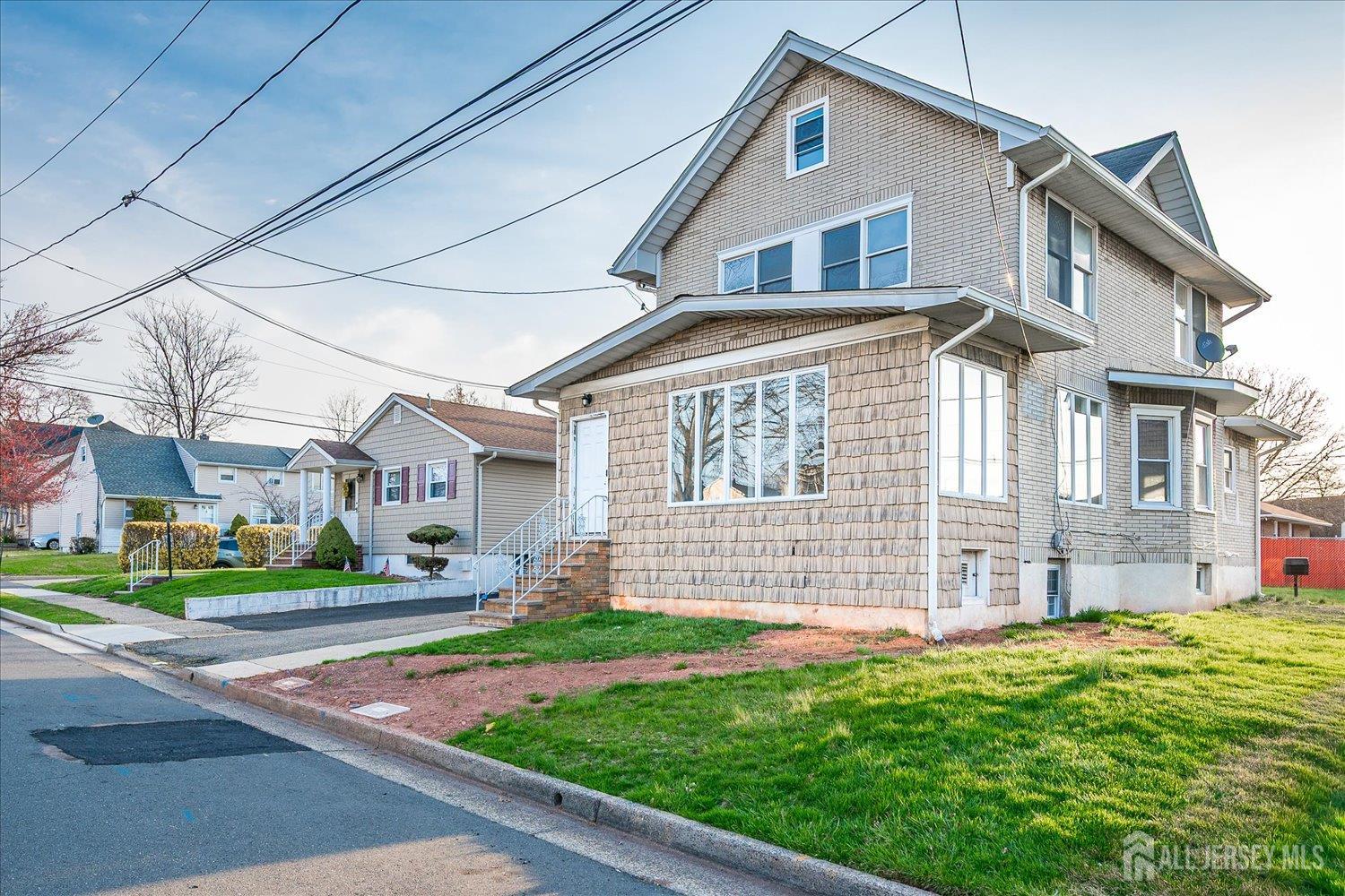 Residential Lease in Port Reading 3