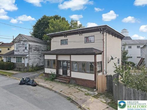 133 Govier St, Wilkes Barre, PA, 18705-3037 | Card Image