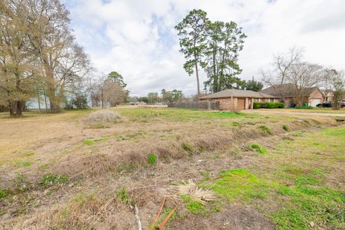 329 Swift Current Dr, Huffman, TX, 77336-2865 | Card Image