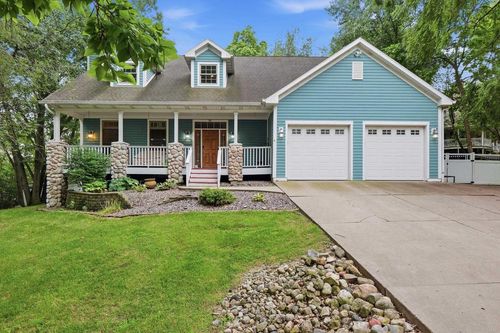 81 Indian Trl, Edgerton, WI, 53534-8308 | Card Image
