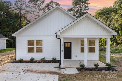 1011 Donohoe Rd, Gastonia, NC, 28052-1530 | Card Image