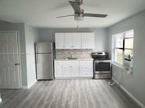 2-4410 26th Ave, Vero Beach, FL, 32967 | Card Image