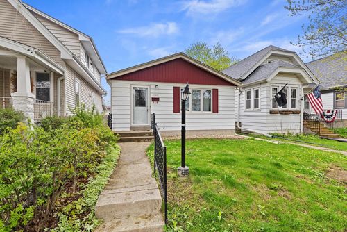 2108 S 72nd Street, WEST ALLIS, WI, 53219 | Card Image