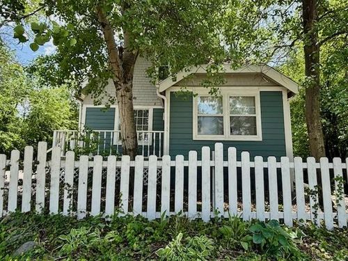 1127 W Brown Deer Road, River Hills, WI, 53217 | Card Image
