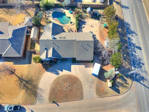 12209 Quail Creek Road, Oklahoma City, OK, 73120 | Card Image