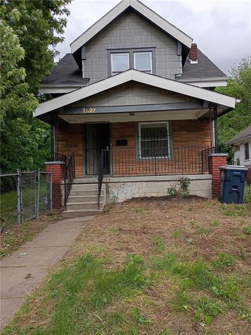 2627 College Ave, Kansas City, MO, 64127-4236 | Card Image