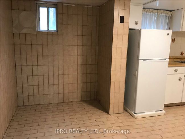 BASEMT - 2 Allerton Rd, House other with 2 bedrooms, 1 bathrooms and 1 parking in Etobicoke ON | Image 5