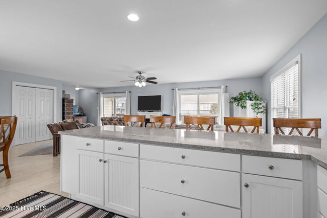 1 - 208 Beaufort Ave, Condo with 2 bedrooms, 3 bathrooms and null parking in Atlantic Beach NC | Image 25