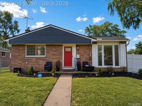 1295 Jenifer Ave, Madison Heights, MI, 48071-2930 | Card Image