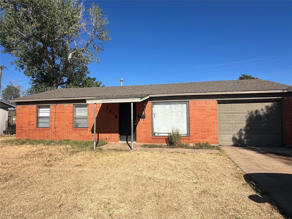 Pluto St, Altus, OK 73521