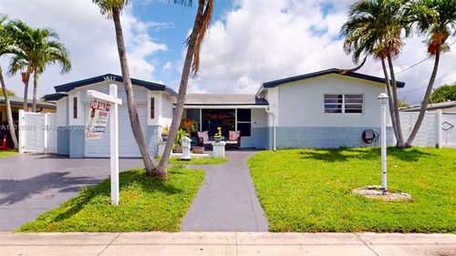 3617 Nw 37th St, Lauderdale Lakes, FL, 33309-5345 | Card Image