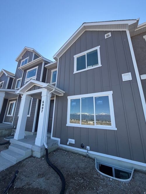 431-6807 S Mount Berry Rd, West Jordan, UT, 84081-2000 | Card Image